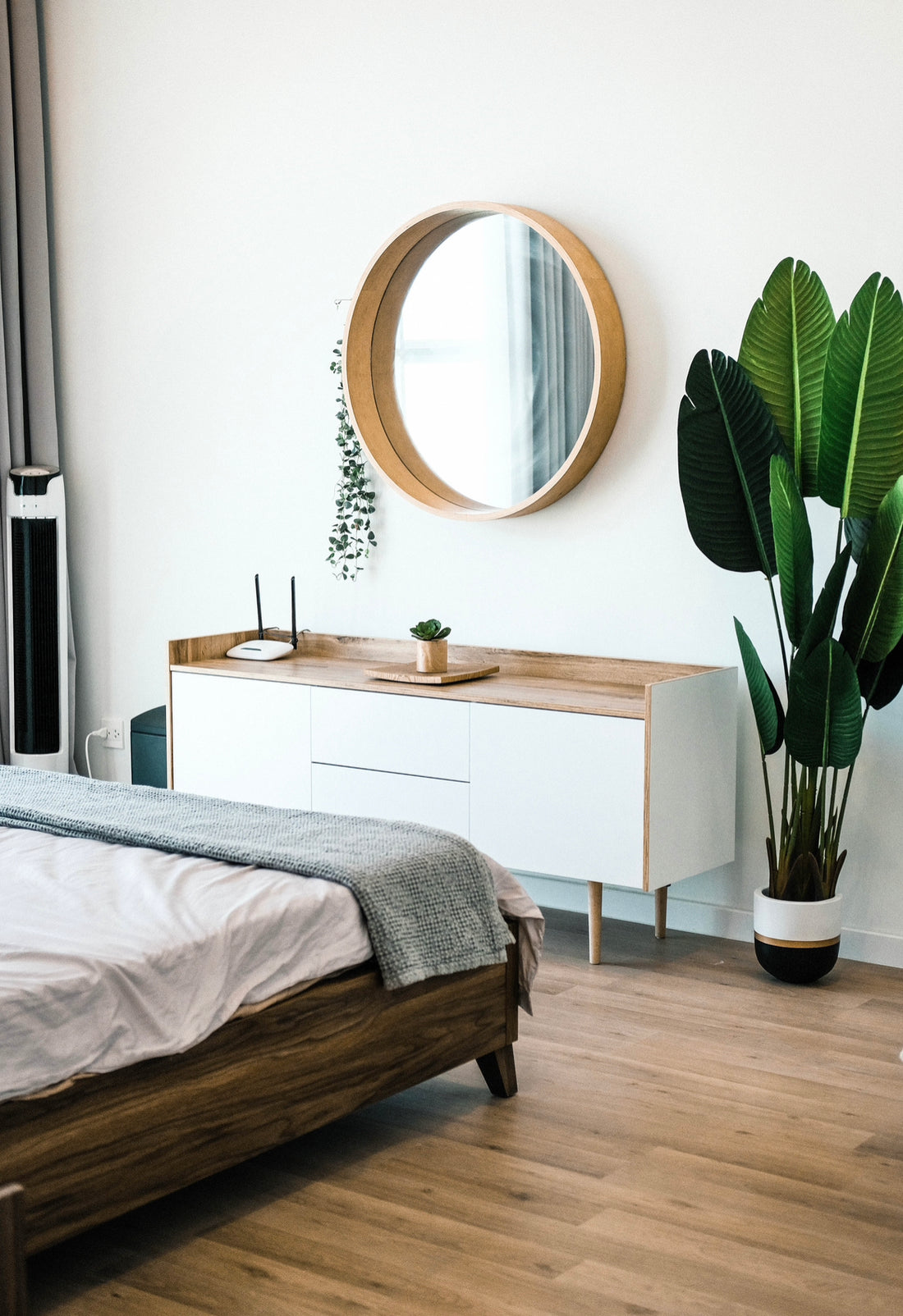 Small Bedroom, Big Style: Furniture Ideas for Compact Spaces