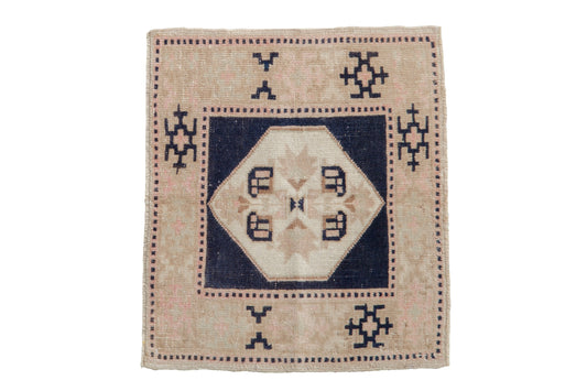 1.5x2 Vintage Distressed Oushak Square Rug Mat