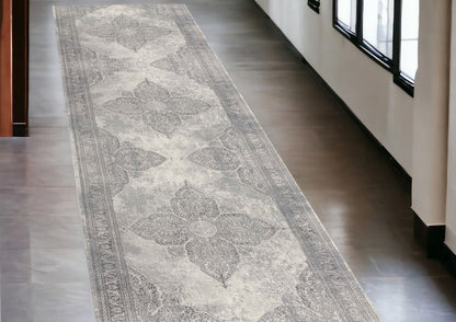 4' X 6' Gray Distressed Medallion Area Rug