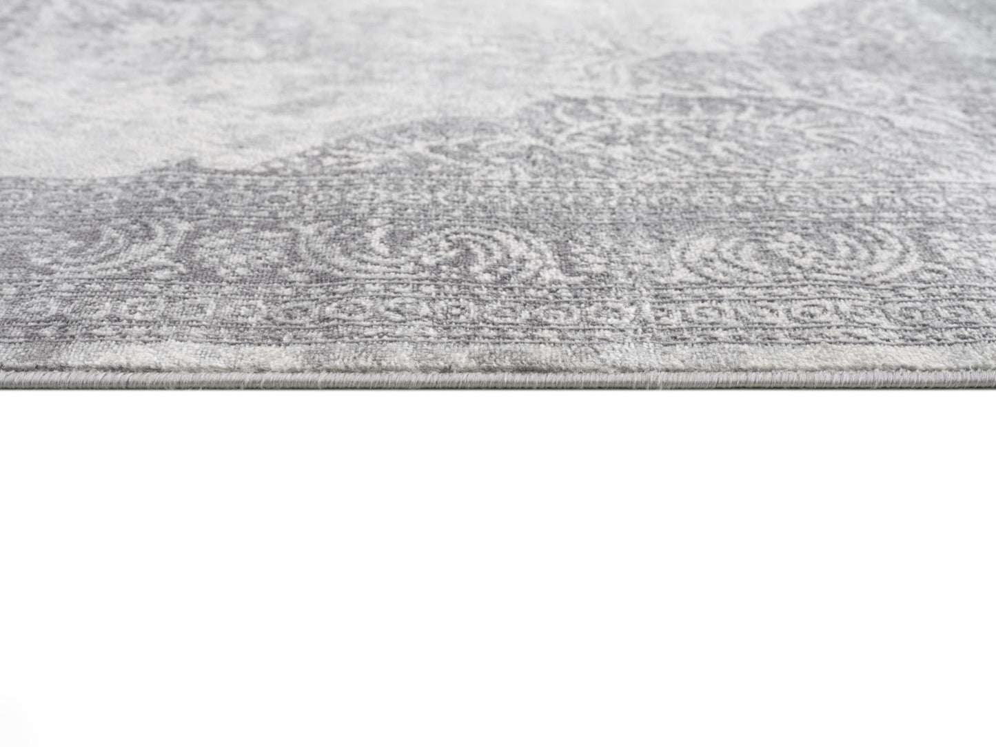 4' X 6' Gray Distressed Medallion Area Rug