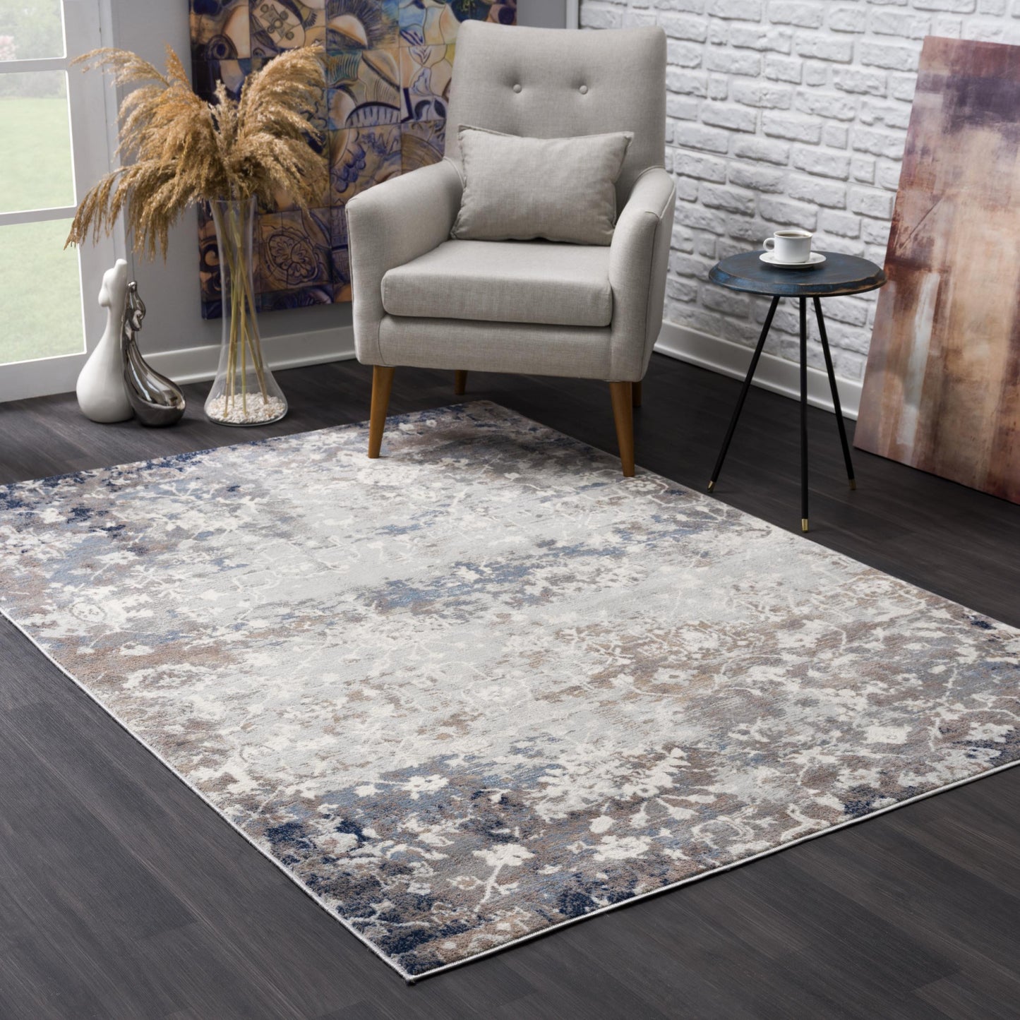 4' X 6' Navy And Beige Distressed Vines Area Rug