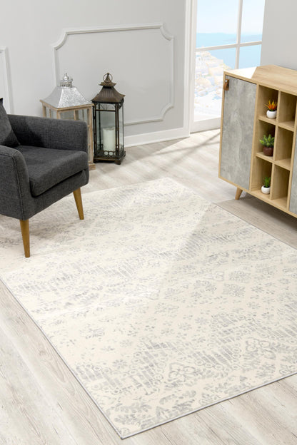 4' X 6' Ivory Distressed Ikat Pattern Area Rug