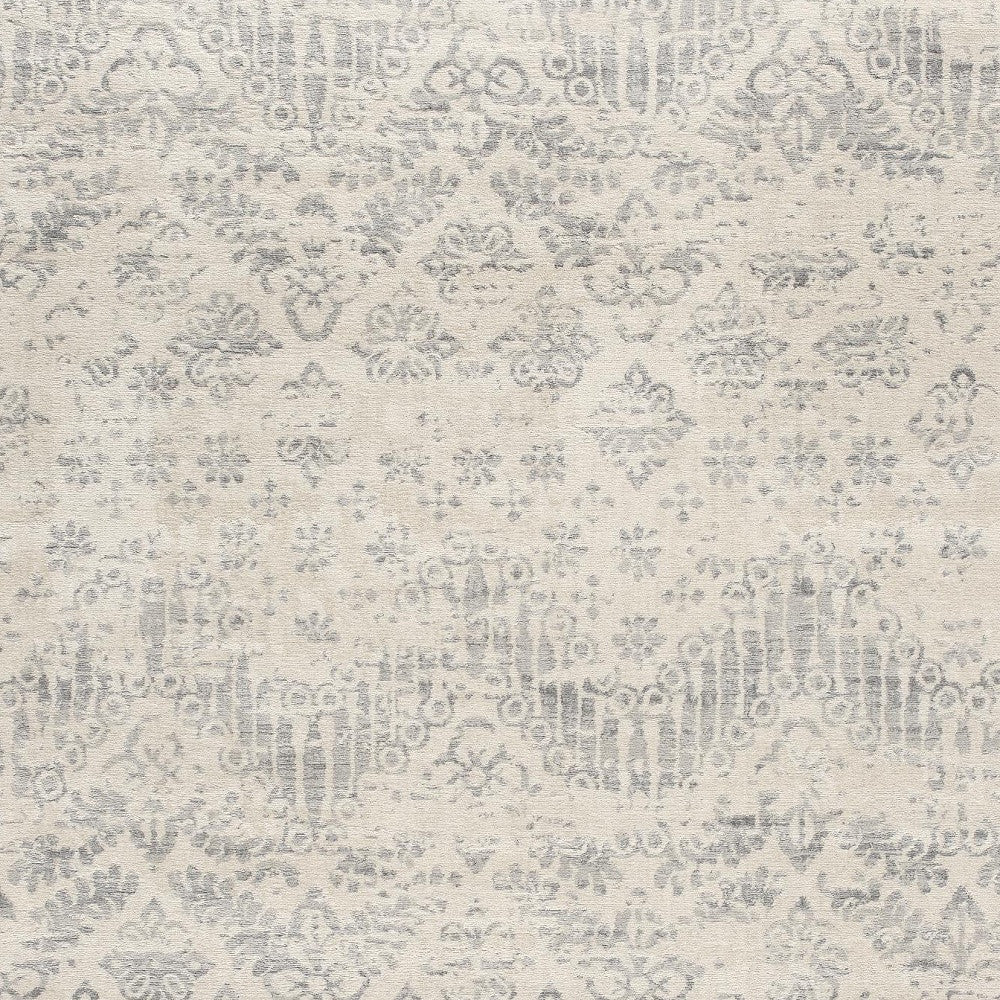 4' X 6' Ivory Distressed Ikat Pattern Area Rug