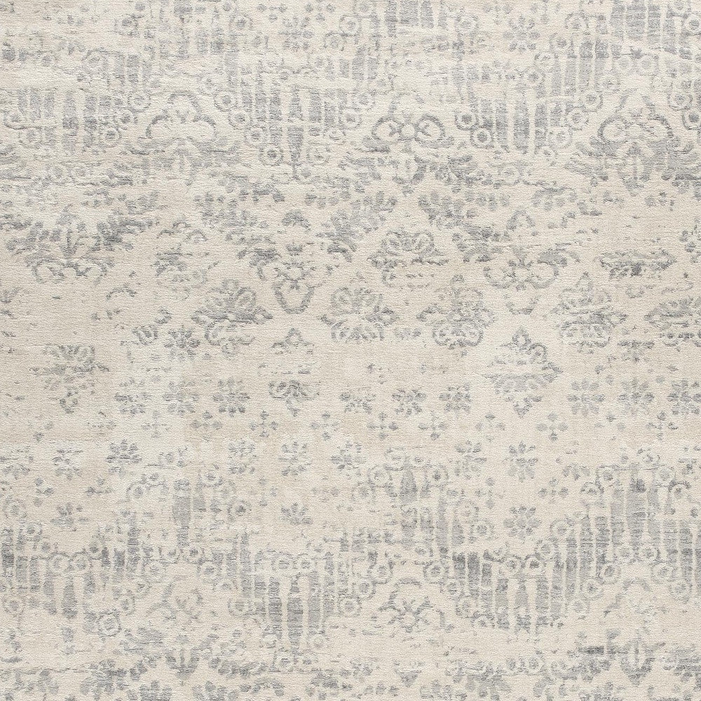 4' X 6' Ivory Distressed Ikat Pattern Area Rug