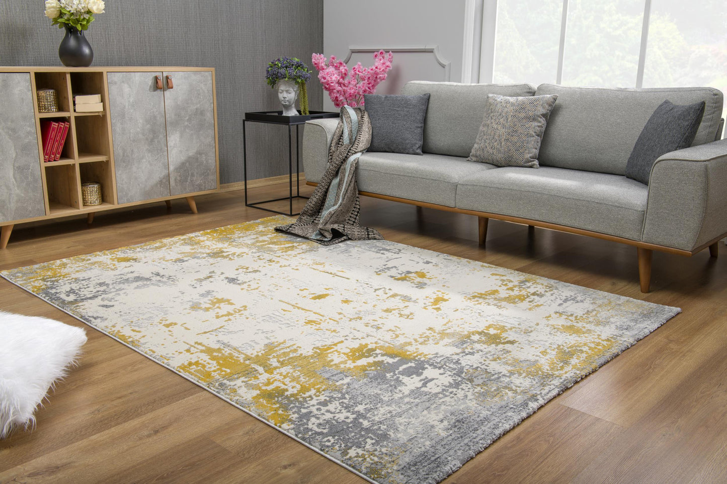 4' X 6' Gold Abstract Dhurrie Area Rug