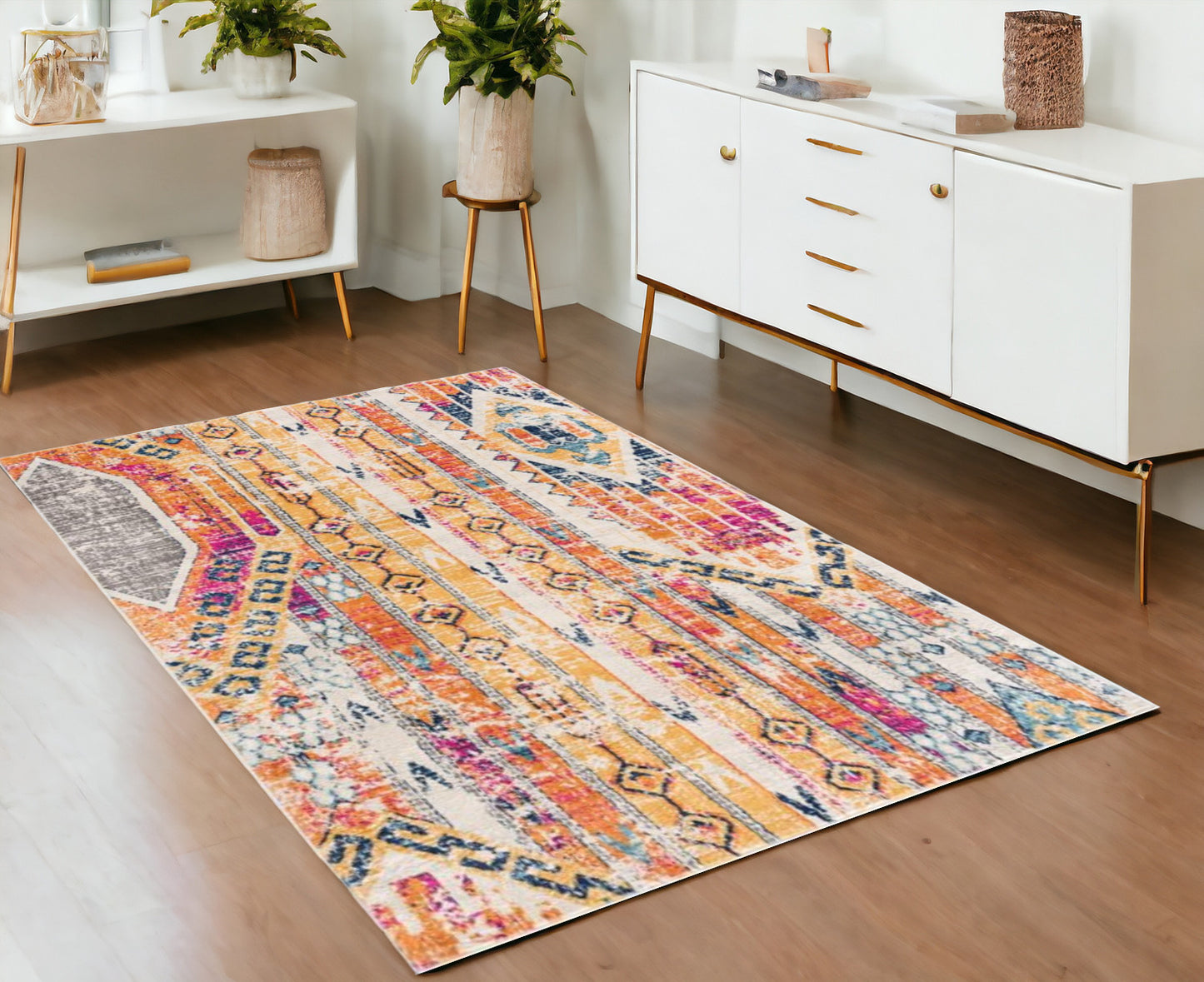 5' X 7' Gold and Ivory Southwestern Area Rug