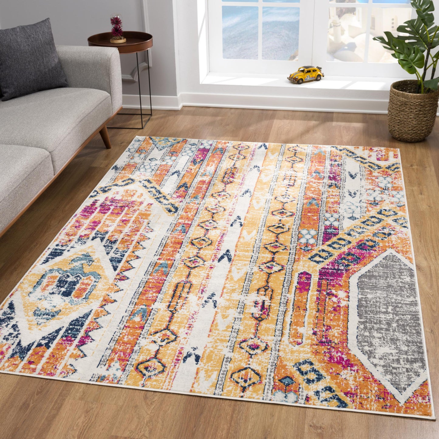 5' X 7' Gold and Ivory Southwestern Area Rug