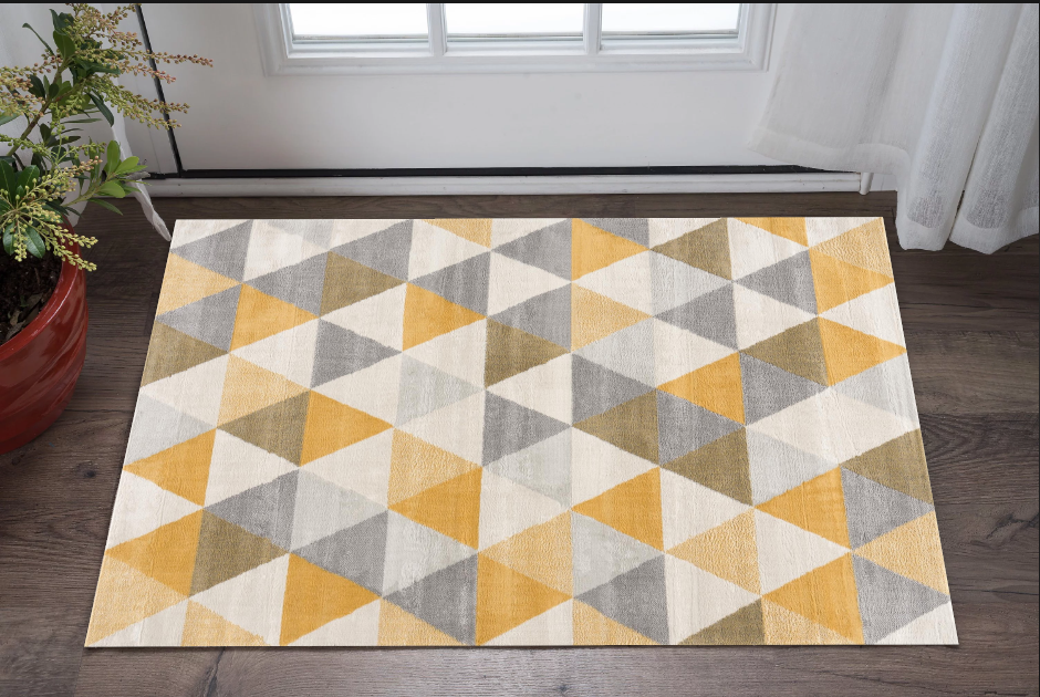 4' X 6' Yellow and Ivory Geometric Area Rug