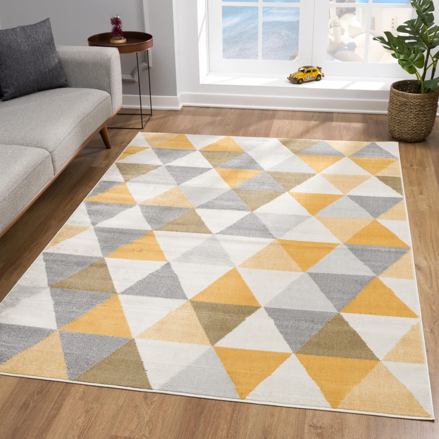 4' X 6' Yellow and Ivory Geometric Area Rug