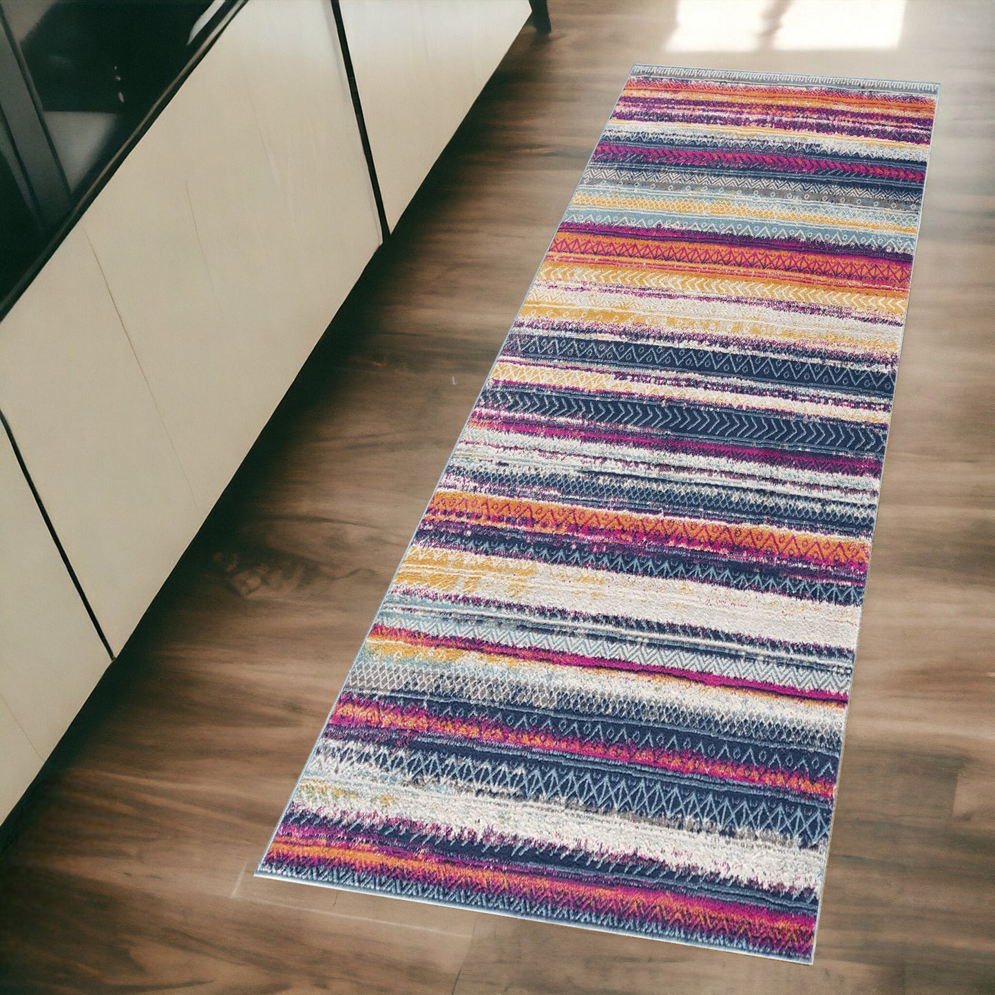 4' X 6' Multicolor Irregular Striped Area Rug