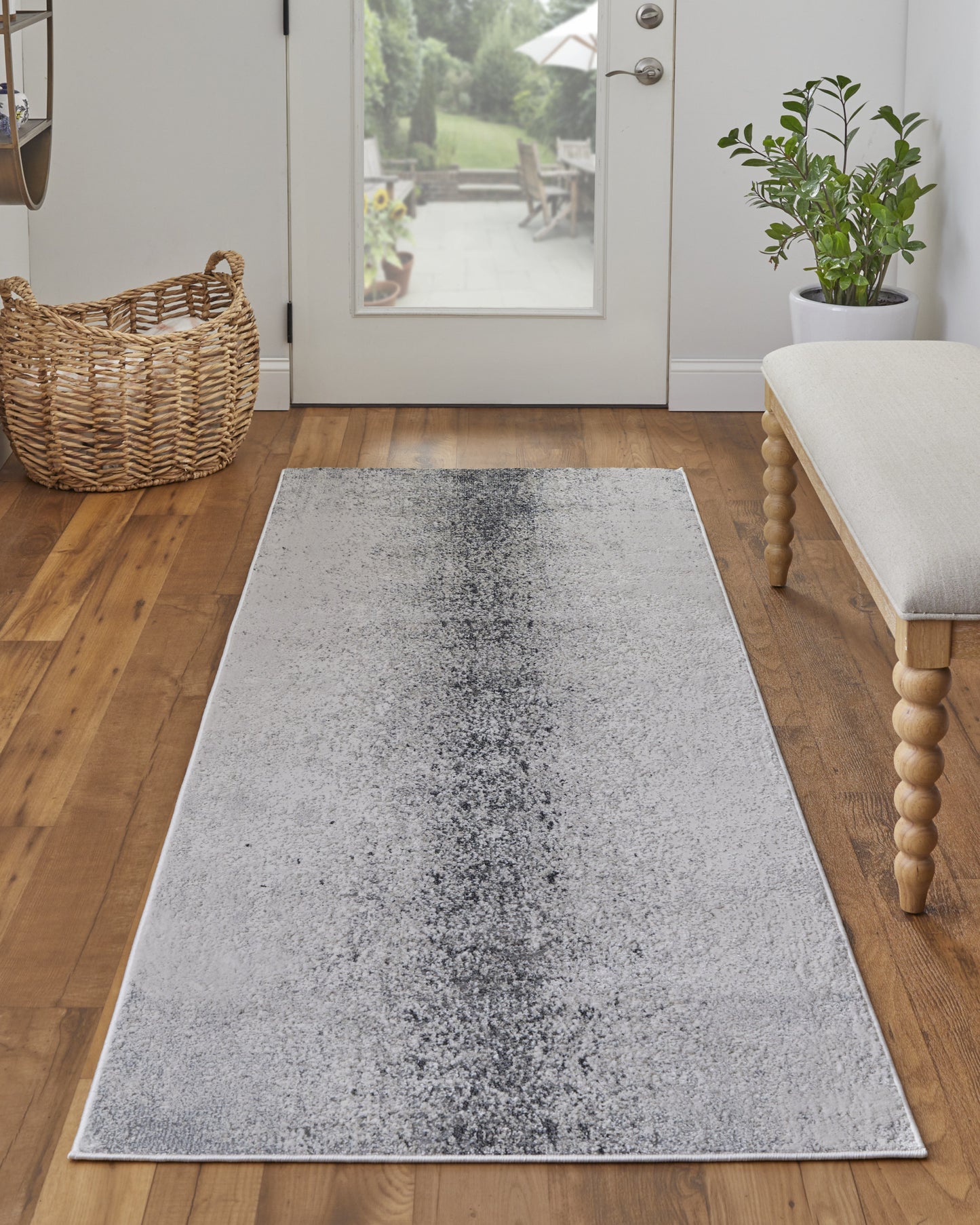 7' X 10' Gray Abstract Area Rug