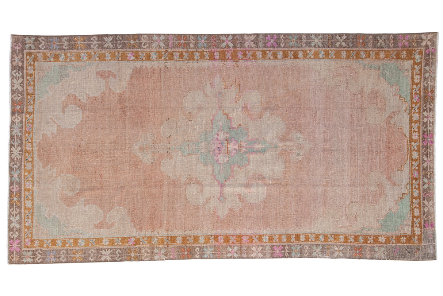 5.5x10.5 Vintage Distressed Kars Carpet
