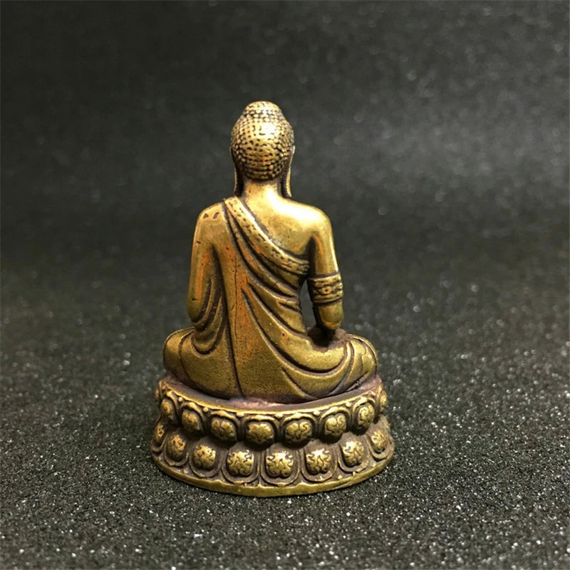 Retro Brass Buddha Sakyamuni Statue Mini Portable Pocket Sitting Buddha Sculpture Home Decor Office Desk Decorations Ornaments