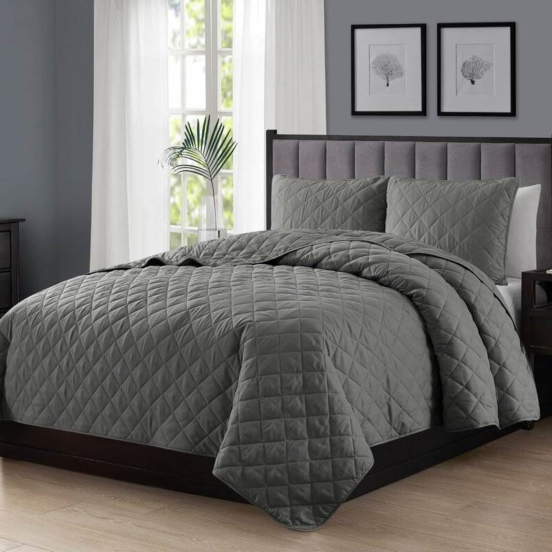 Twin/Twin XL 2-Piece Dark Grey Polyester Microfiber Diamond Quilt Set