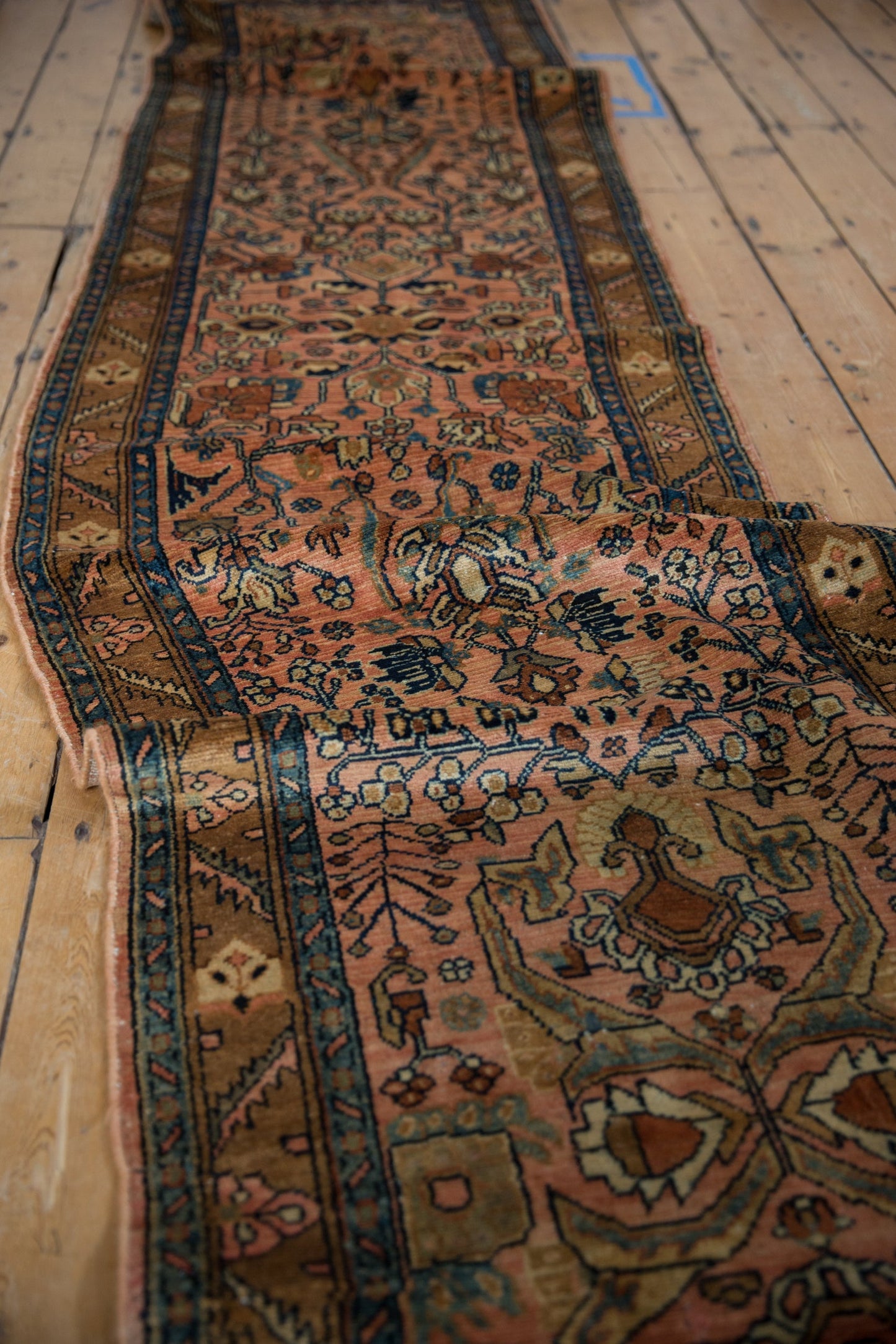 2.5x20 Vintage Lilihan Rug Runner