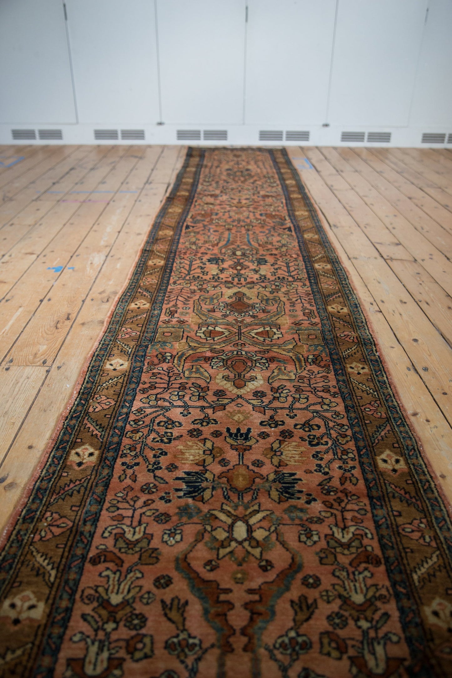 2.5x20 Vintage Lilihan Rug Runner